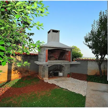 A&t Apartamento Sukošan